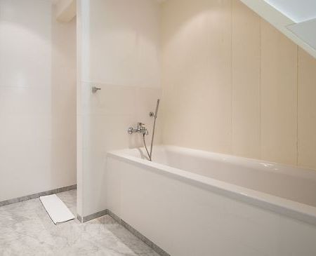 Short Stay Group Grand Singel Luxury Apartment Amsterdam Oda fotoğraf